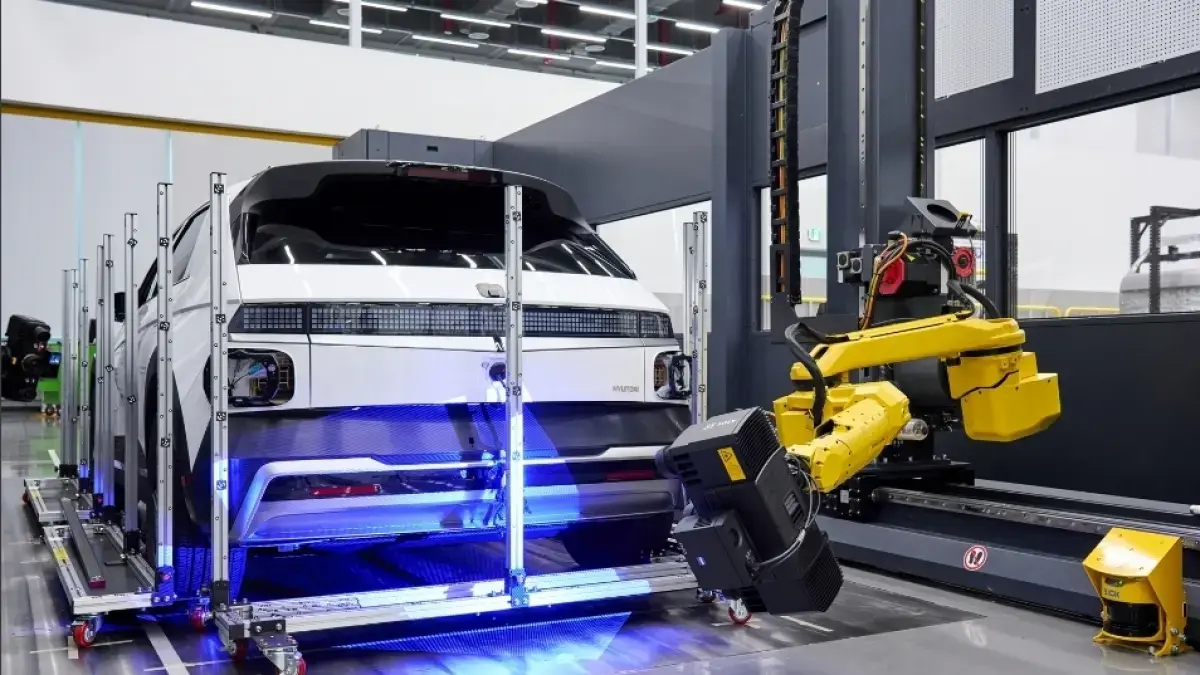 Kia mengukur hingga 1.000 titik bodi mobil dengan 600 kriteria kualitas. (KIA)