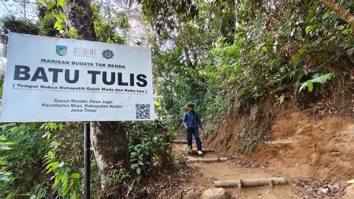 Kawasan pendakian Batu Tulis, Lereng Wilis. (Foto Asad MS)