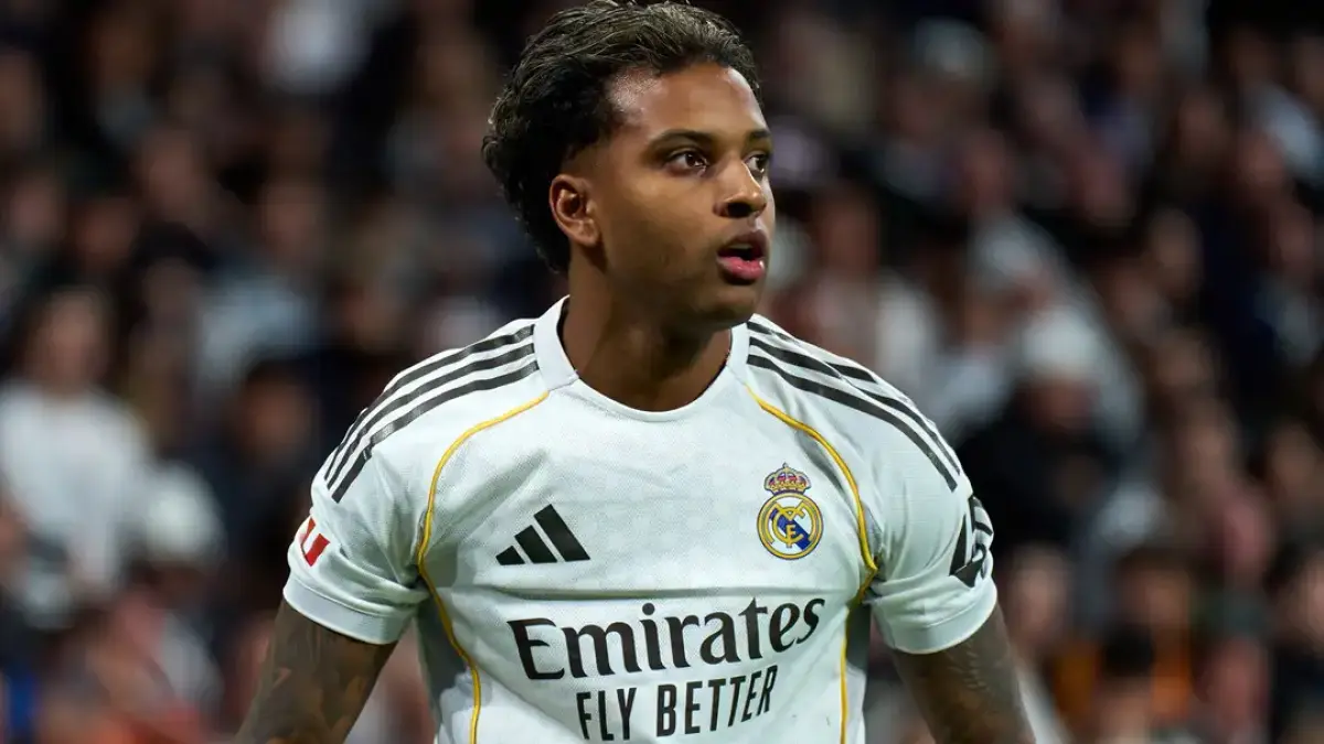 Rodrygo mulai kembali menyentuh bola setelah enam bulan menepi. Langkah kecil menuju comeback sang bintang Real Madrid. (sumber: Getty Images)