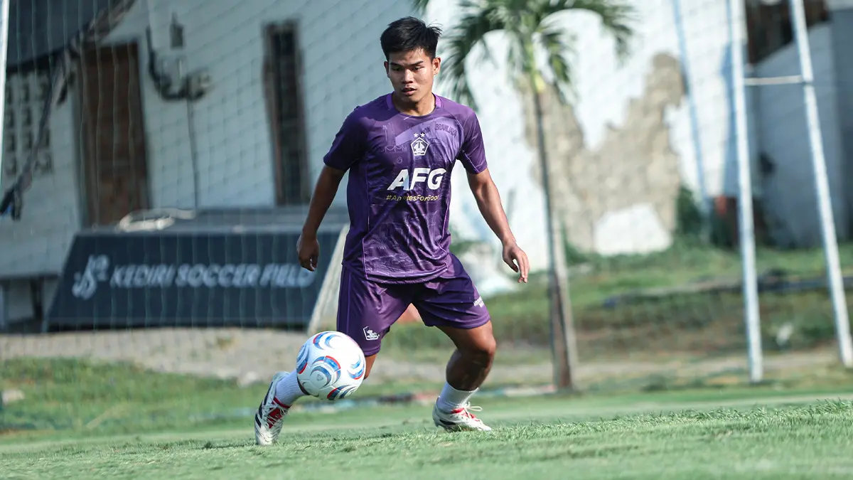 Pemain Persik Kediri Badrian Ilham. (FOTO: Persik Kediri)