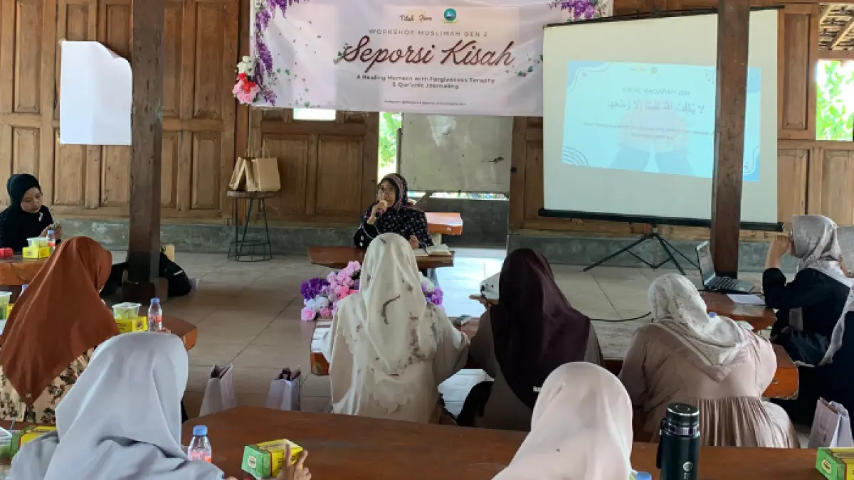 PP. Hamalatul Qur’an Putri 4 Al-Karima dan Titahjiwa Sukses Gelar Workshop Seporsi Kisah