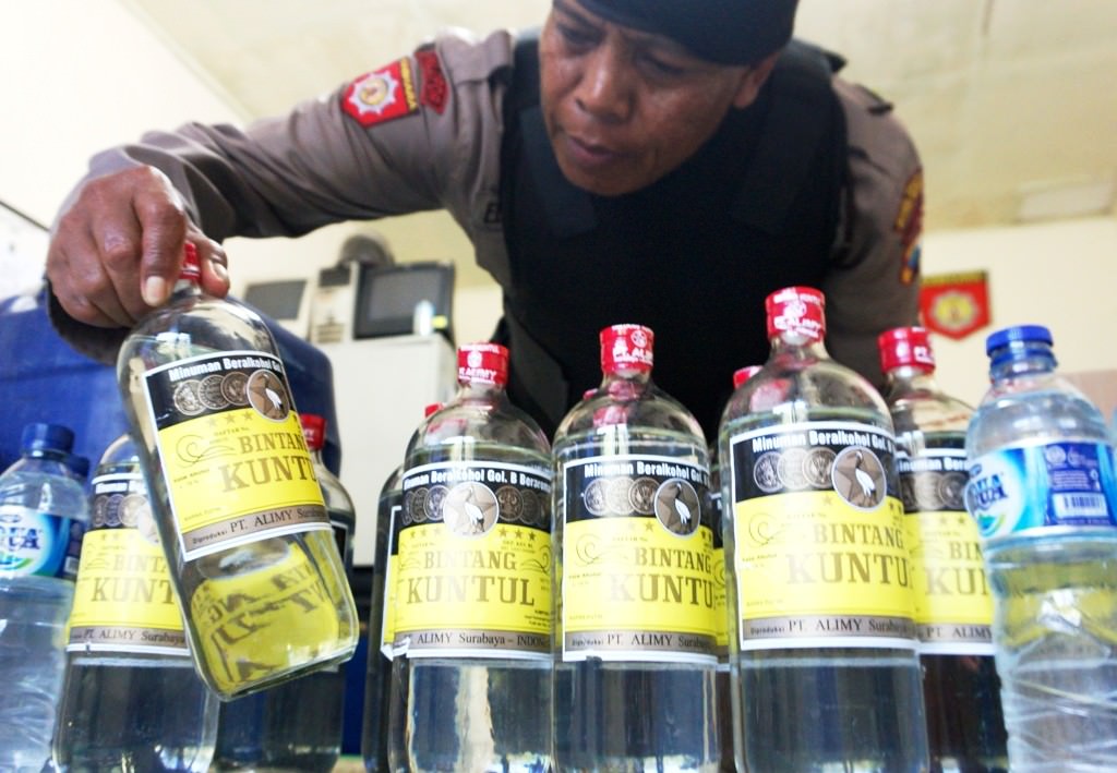 sita-puluhan-botol-kuntul