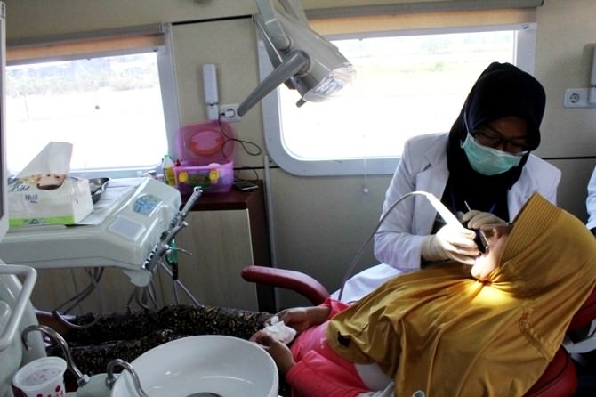 periksa-gigi-dan-usg-pun-bisa-dilakukan-di-kereta