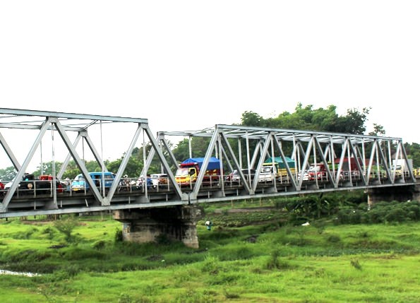 dinas-pupr-pilih-bangun-di-samping-jembatan-kandangan