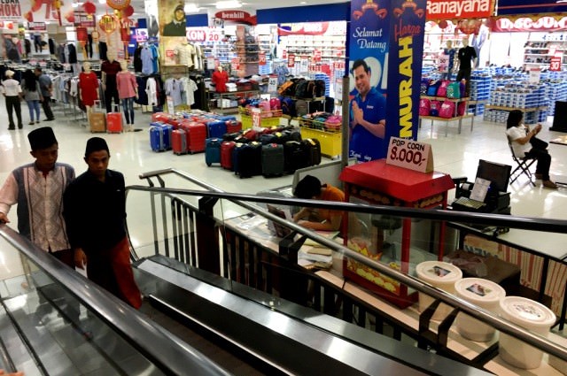 alihkan-karyawan-ke-divisi-yang-lain