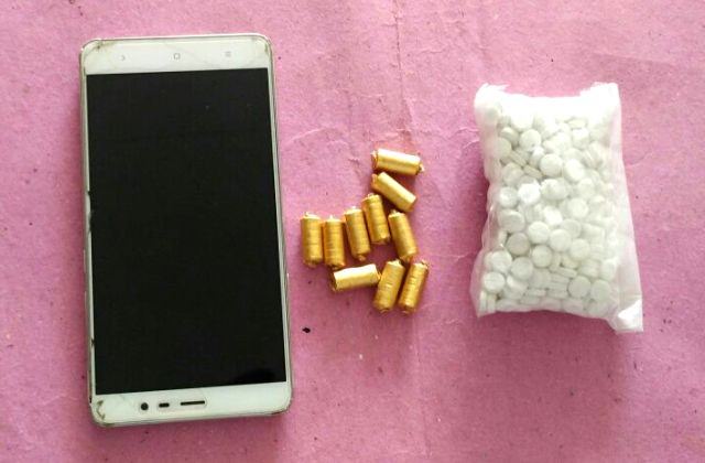 disergap-polisi-saat-hitung-pil-dobel-l