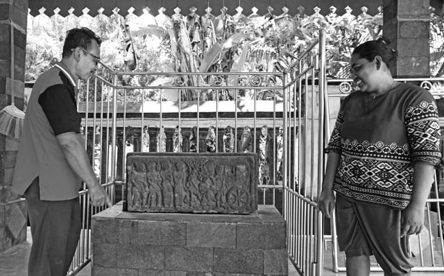 cungkup-lindungi-aset-relief-panji