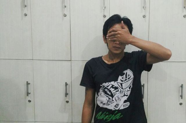 lhah-dobel-l-kok-disembunyikan-di-kotak-obat