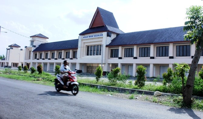pendataan-pedagang-lama-untuk-relokasi-pasar-wage-iii