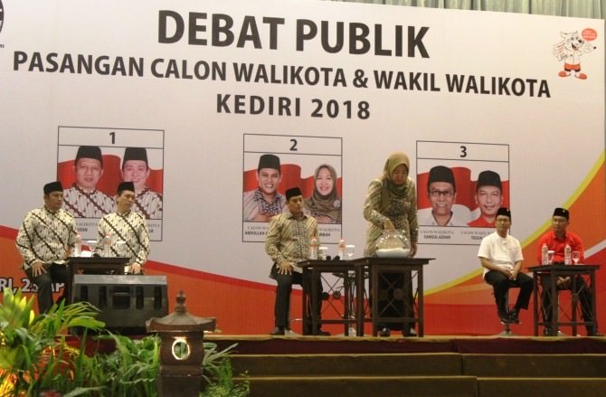 adu-argumen-sampai-saling-sindir-program