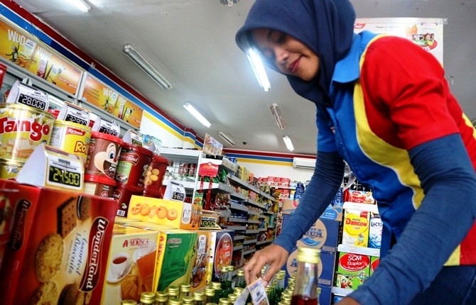 jelang-puasa-pasokan-biskuit-bertambah