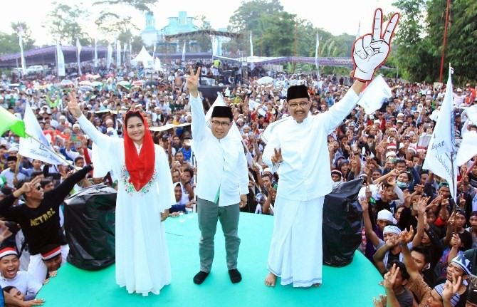 mendung-adem-payungi-kampanye-gus-ipul-puti