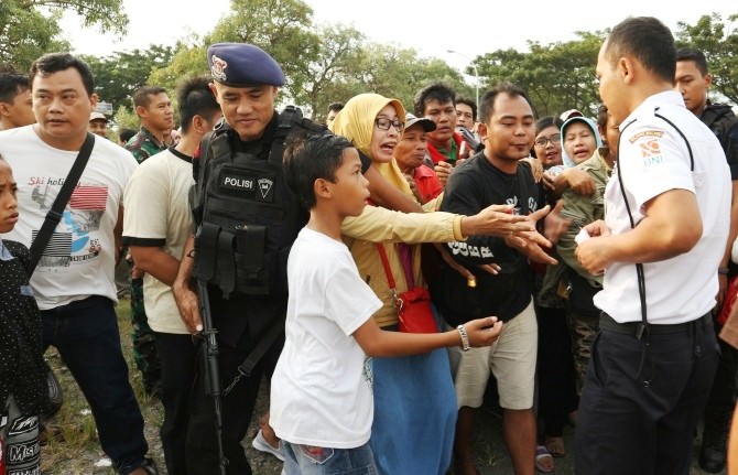 tukar-uang-baru-ricuh