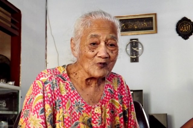 sumiyem-teman-masa-kecil-bung-karno-presiden-pertama-ri