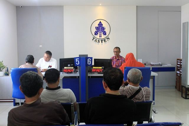 Ilustrasi gaji pensiunan PNS oleh Taspen.