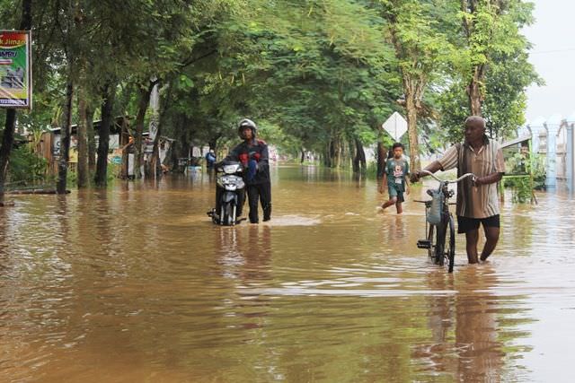 nganjuk-dikepung-banjir