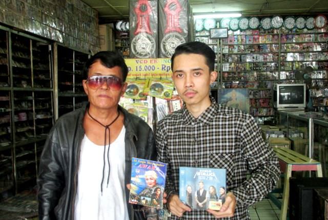 bisnis-keping-cd-sumadi-kaset-bertahan-di-era-revolusi-industri-40