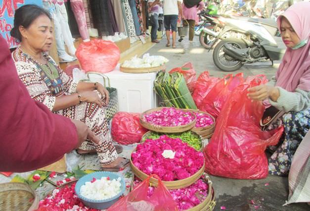 banyak-dicari-bunga-setaman-naik-harga