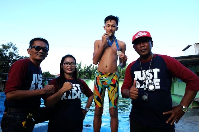 cerita-kejutan-perenang-kediri-di-ajang-festival-aquatik-indonesia