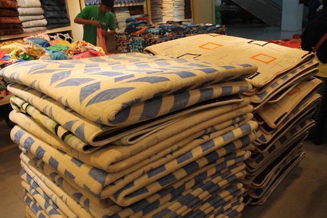 aneka-karpet-hingga-selimut-premium