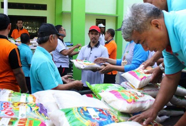 ilustrasi penyaluran sembako