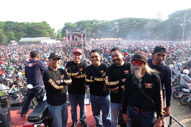 di-balik-pemecahan-rekor-muri-cb-terbanyak-se-indonesia