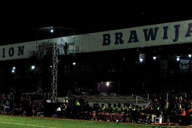dlhkp-anggarkan-rp-535-juta-untuk-lampu-stadion-brawijaya