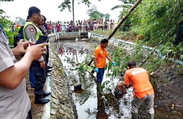 pergi-3-hari-warga-pare-tewas-di-sungai-mejono-plemahan