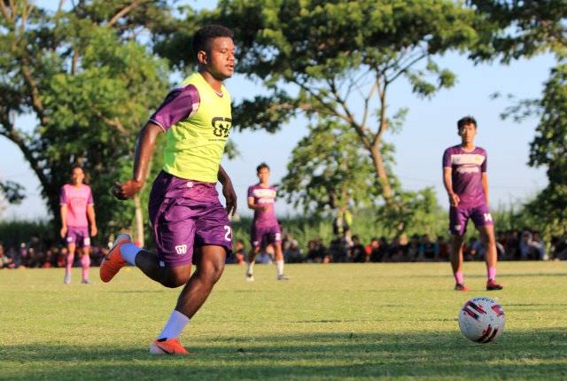 transfer-pemain-persik-ronaldo-latihan-vava-tunggu-akhir-bulan