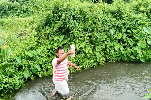 ketika-pemuda-desa-peduli-sungai-cari-ikan-tanpa-setrum-dan-potasium