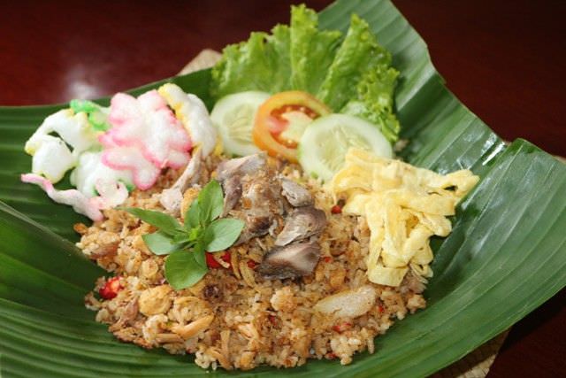 kuliner-kediri-lezatnya-nasi-goreng-kambing-teri-kacang-dan-petai