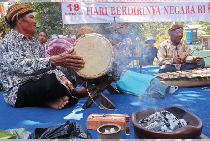 mbah-gandrung-wayang-asli-kediri-yang-tetap-bertahan