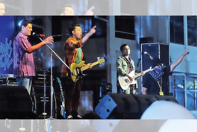 di-balik-layar-syuting-film-yowis-ben-3-di-kota-kediri