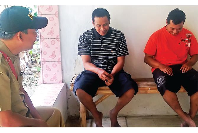eks-odgj-yang-kini-aktif-jadi-petugas-kebersihan-desa-banyakan