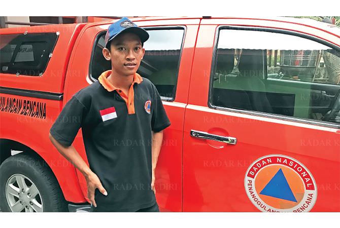 dimas-affandi-relawan-termuda-di-bpbd-kota-kediri
