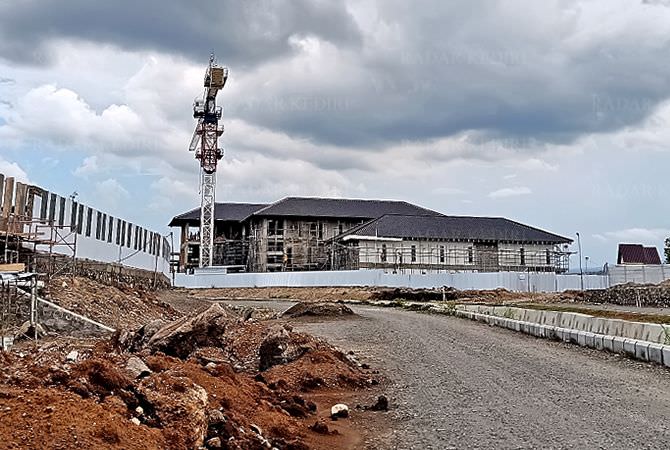 jadi-pilot-project-sekolah-dekat-bandara