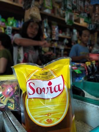 minyak-goreng-naik-rp-4-ribu-per-liter