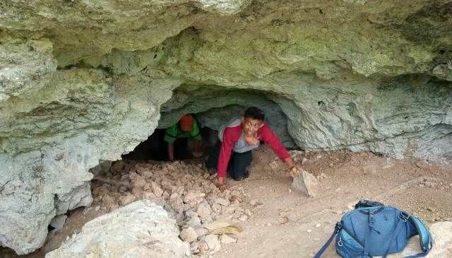 stalaktit-gua-macan-dirusak