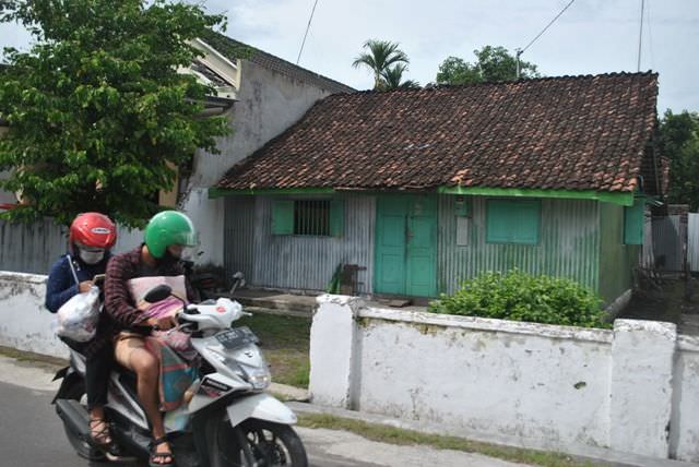 mengeluh-sesak-penjual-bebek-goreng-meninggal