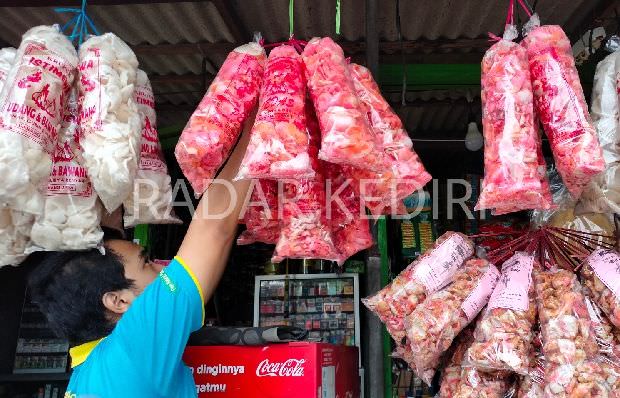 perajin-kerupuk-pasir-di-kediri-beralih-profesi-ini-sebabnya