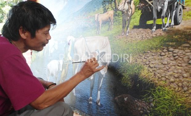 ruslan-cetuskan-ide-studio-untuk-pelukis-realis-di-kediri