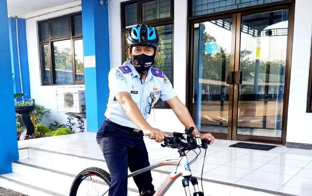 joko-suwono-kepala-dishub-kabupaten-kediri-yang-hobi-gowes