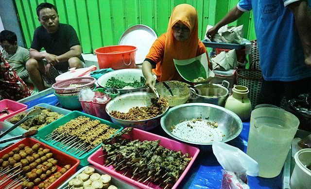pedagang-wajib-pasang-daftar-harga
