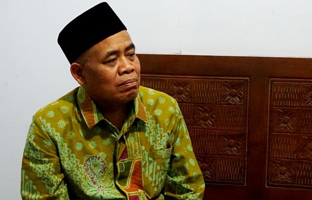 antara-berdoa-dan-bekerja