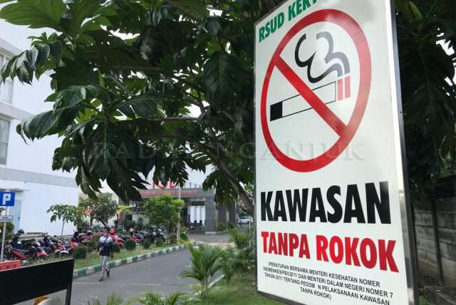 seperempat-juta-warga-nganjuk-merokok