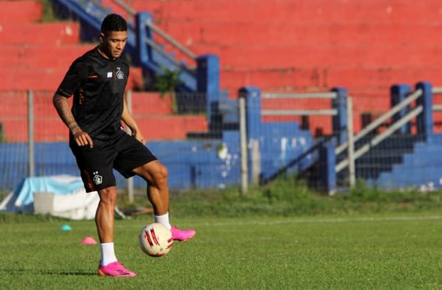 bukan-10-pemain-asing-persik-tinga-pilih-nomor-besar-ini-alasannya
