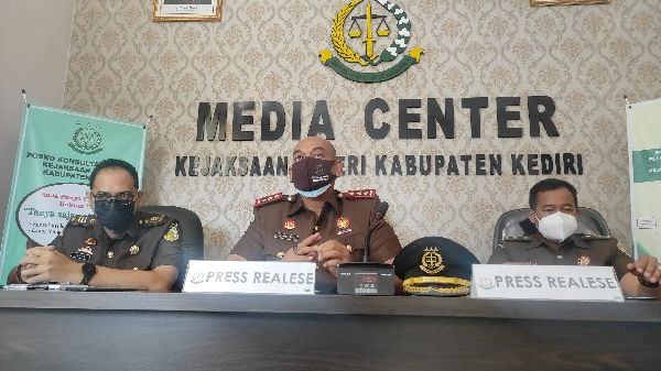 mantan-kabid-pip-diskominfo-kabupaten-kediri-jadi-tersangka