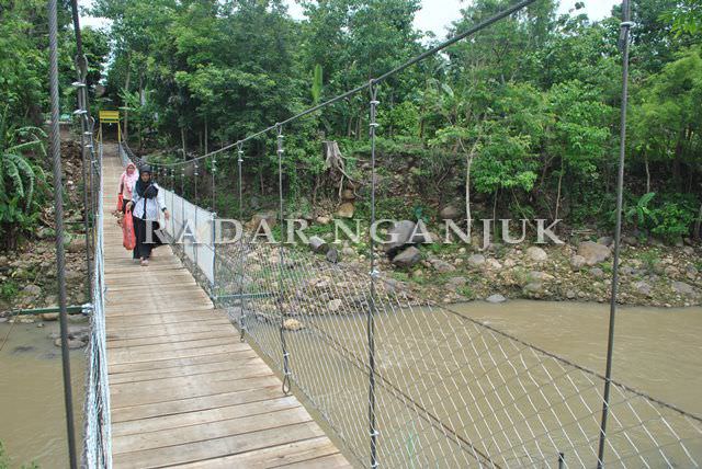 sungai-kuncir-siaga-jembatan-cepoko-berguna
