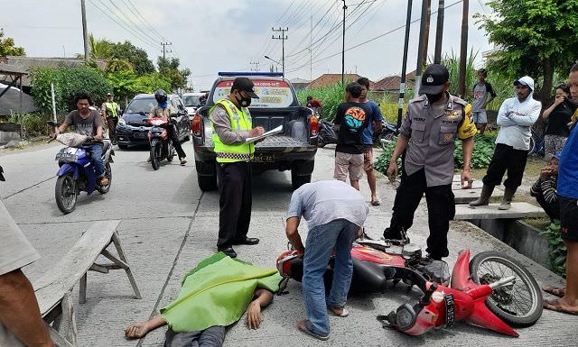 hindari-sepeda-pemotor-tanpa-helm-tewas-di-plosoklaten