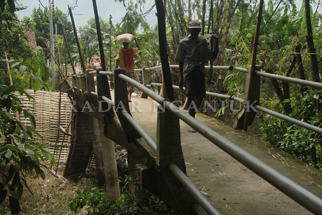 jembatan-ketandan-harus-dibongkar-total
